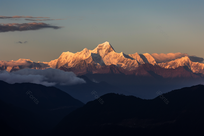 旅游风景区出游清晰的摄影图高清的图片黄昏的雪山风光,高清,摄影图,摄影图片,图片大全,摄影图免费下载